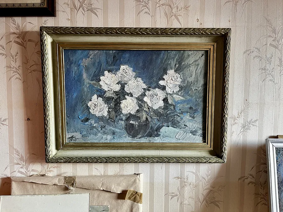 Image of White Roses by Анатолій Пономаренко, size: 41х59, made of Tempera on hardboard, painting medium, from Kyiv Photo 1 of 13.